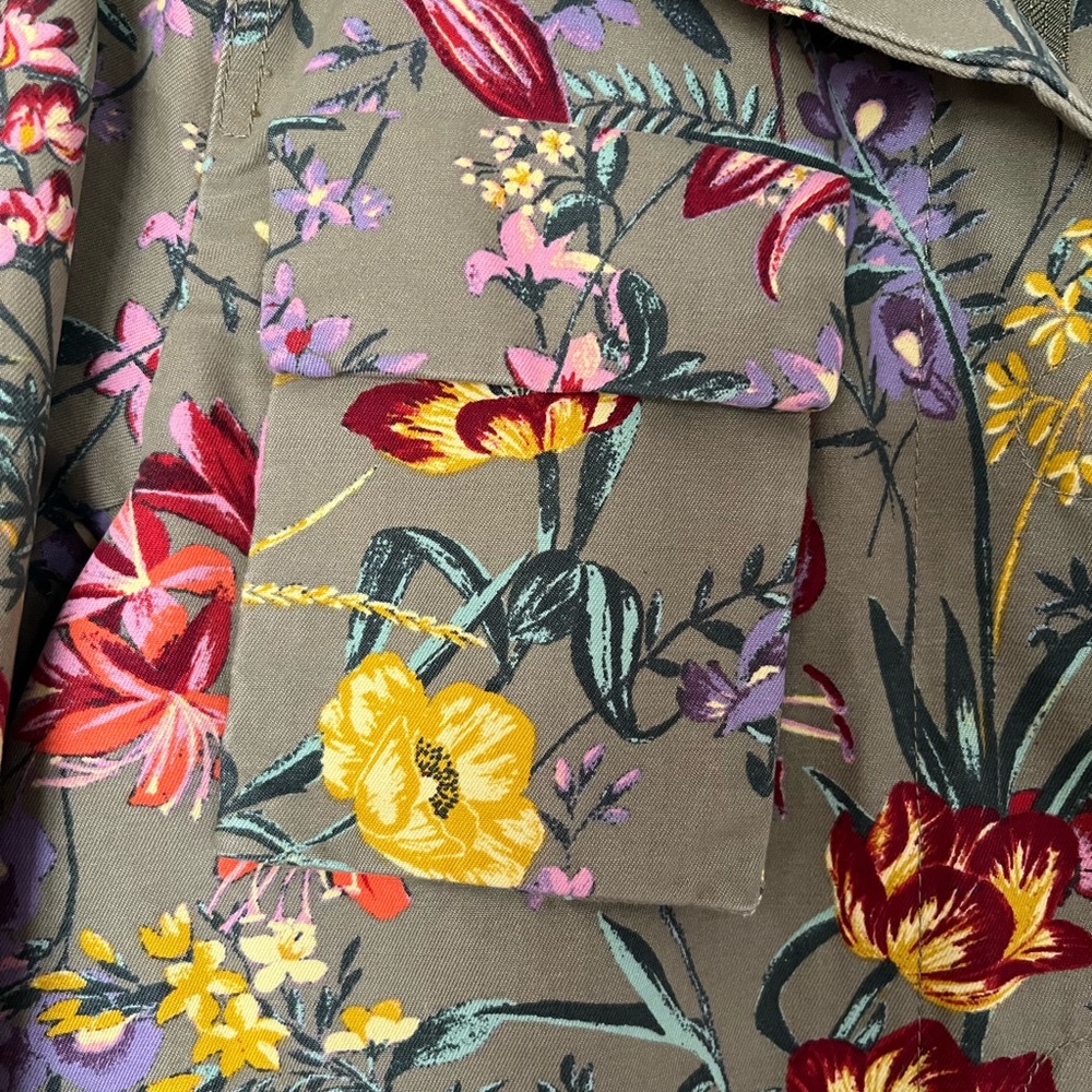 H&M Women’s Lined Utility Jacket with Floral Print Size 8 - Picture 13 of 14